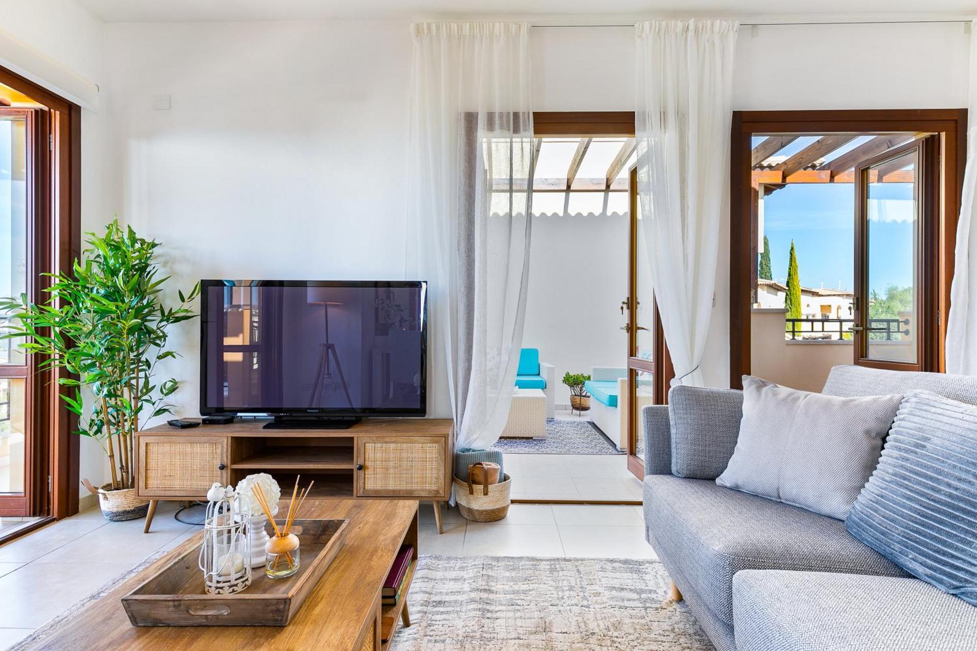 1 Bedroom Apartment Pyrgos With Beautiful Sea And Sunset Views, Aphrodite Hills Resort 库克里亚 外观 照片