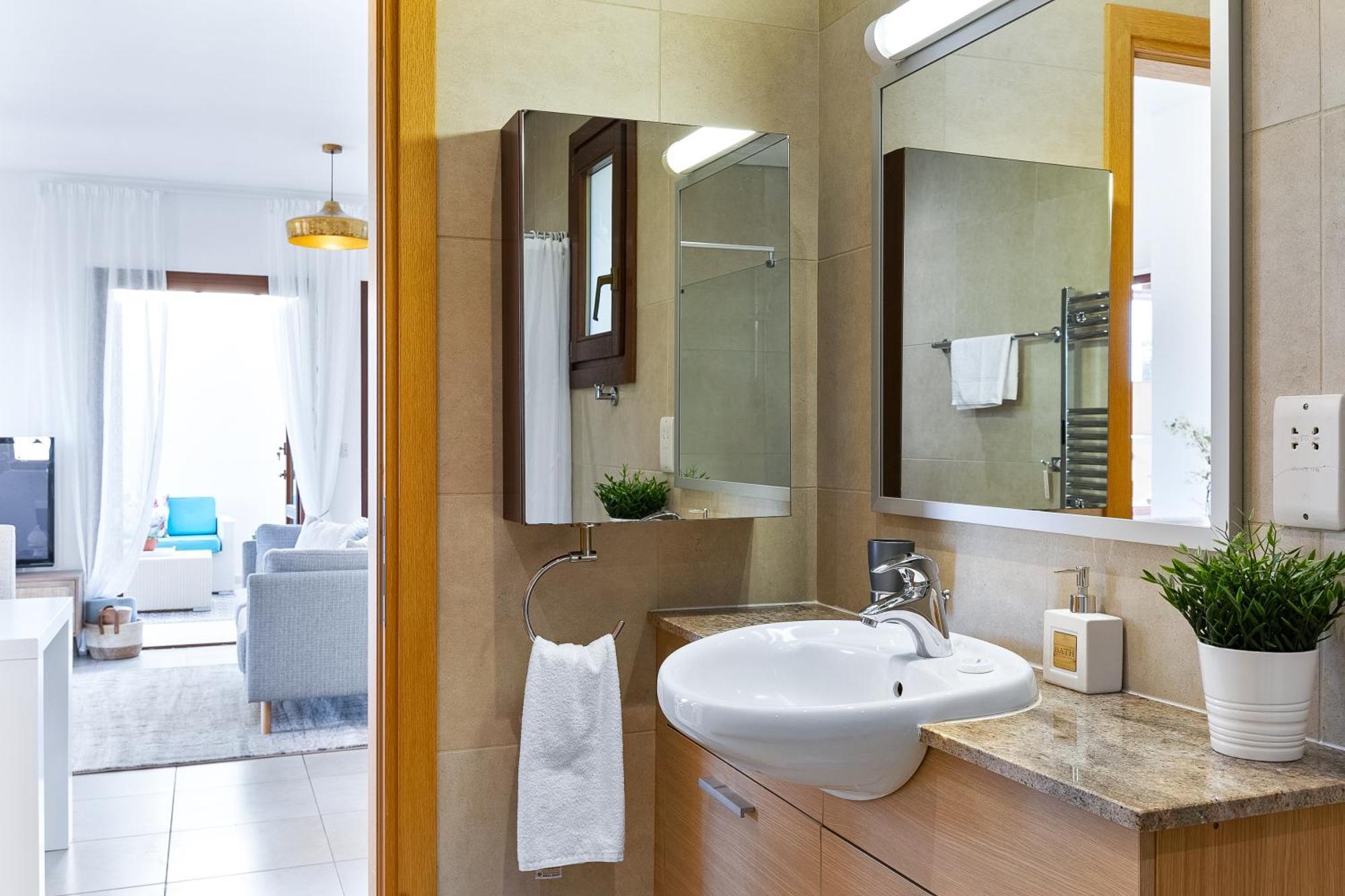 1 Bedroom Apartment Pyrgos With Beautiful Sea And Sunset Views, Aphrodite Hills Resort 库克里亚 外观 照片