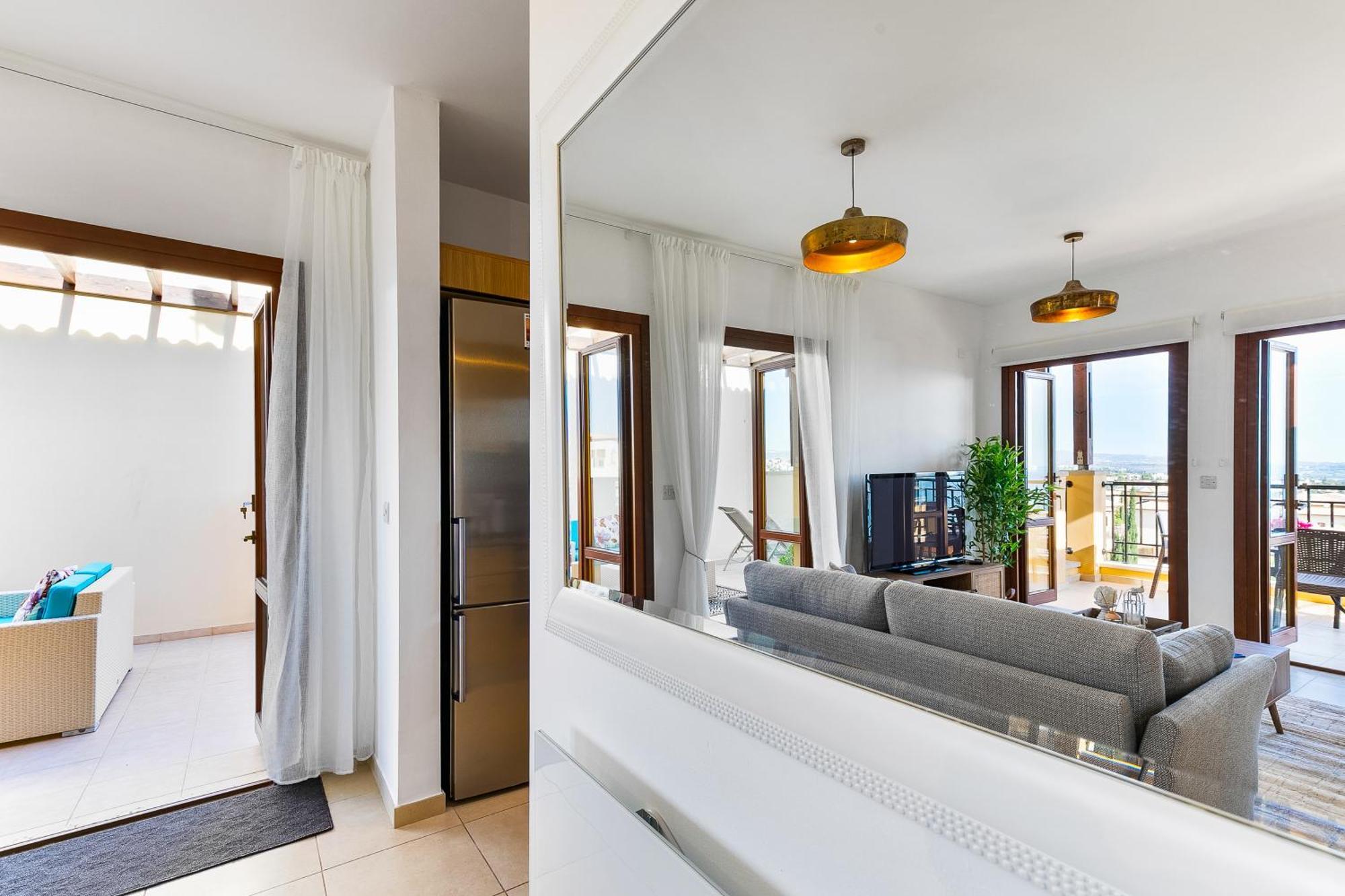 1 Bedroom Apartment Pyrgos With Beautiful Sea And Sunset Views, Aphrodite Hills Resort 库克里亚 外观 照片